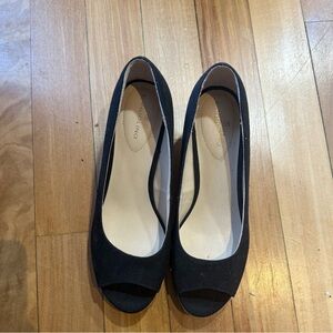 Bandolino wedges. Color black. Size 7.5